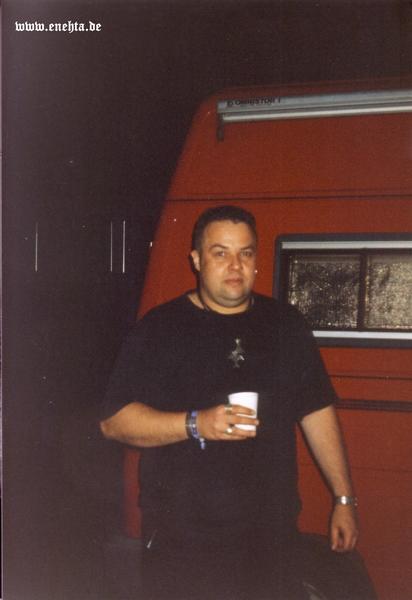 M'era_Luna_Festiva_ 2004_Bilder_von_Mike-20.jpg